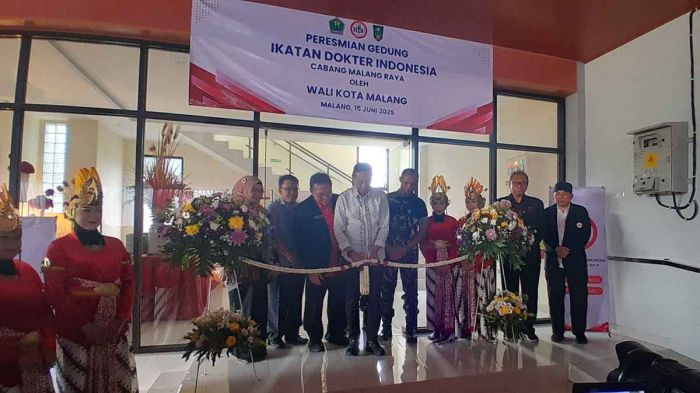 Pesan Wahyu Hidayat saat Resmikan Gedung IDI Malang Raya Pesan Wahyu Hidayat saat Resmikan Gedung IDI Malang Raya