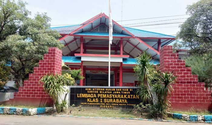 Ditusuk Sesama Penghuni, Seorang Napi di Lapas Porong Jalani Operasi Bola Mata Ditusuk Sesama Penghuni, Seorang Napi di Lapas Porong Jalani Operasi Bola Mata