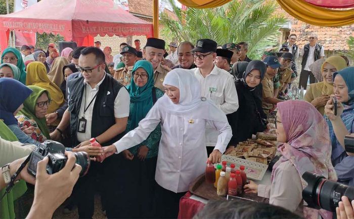 Gelar Pasar Murah di Bangkalan, Gubernur Khofifah Sebut HPP Beras Jawa Timur Tinggi
