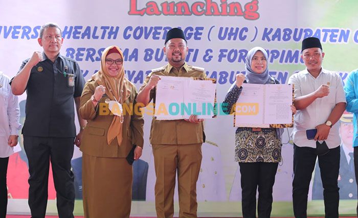 Begini Pesan Bupati Gresik saat Luncurkan UHC Begini Pesan Bupati Gresik saat Luncurkan UHC