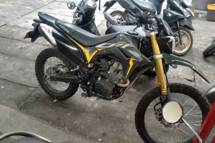 Terparkir di Depan Rumah, Motor Trail di Mojo Surabaya Raib Dicuri Orang