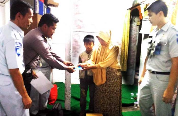 Korban Kecelakaan Karangploso Dapat Santunan Korban Kecelakaan Karangploso Dapat Santunan
