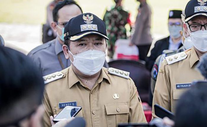 Kasus Covid-19 Naik, Bupati Jember Minta RT/RW Lakukan Tracing Kepada Warga Pendatang Kasus Covid-19 Naik, Bupati Jember Minta RT/RW Lakukan Tracing Kepada Warga Pendatang