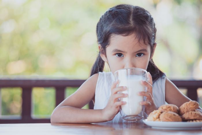 Perkuat Daya Tahan Tubuh hingga Bantu Tumbuh Kembang Anak, Simak 6 Manfaat Susu Kambing Etawa 