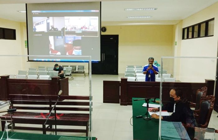 2 Pejabat PN Trenggalek Divonis 1 Tahun Penjara Melalui Sidang Virtual 2 Pejabat PN Trenggalek Divonis 1 Tahun Penjara Melalui Sidang Virtual