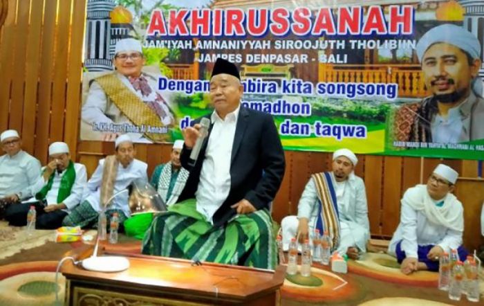 Di Bali, Kiai Asep: Pahala Beri Takjil Sama dengan Pahala Orang Puasa Di Bali, Kiai Asep: Pahala Beri Takjil Sama dengan Pahala Orang Puasa