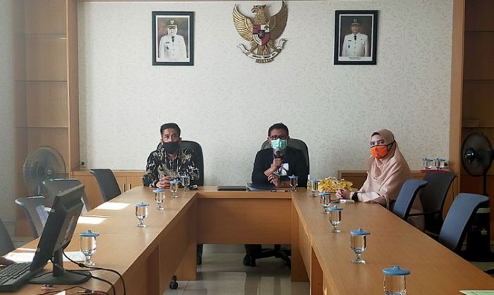 ​Pemkot-KPU Surabaya Teken Adendum NPHD Pilkada 2020, Honorarium Ad Hoc Bulan Juni akan Segera Cair