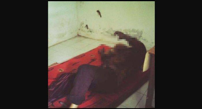 Warga Tapak Siring Surabaya Tewas Membusuk Warga Tapak Siring Surabaya Tewas Membusuk