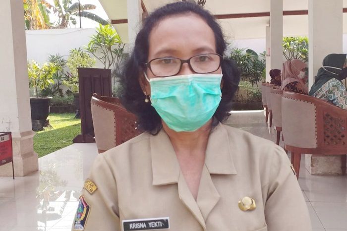 Klaster Keluarga Sumbang Penambahan Covid-19 di Blitar, Muncul Kasus Reinfeksi Klaster Keluarga Sumbang Penambahan Covid-19 di Blitar, Muncul Kasus Reinfeksi