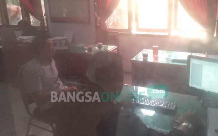 Pj Kades Nogosari Pasuruan Resmi Tersangka, Diduga Terlibat Pungli Pj Kades Nogosari Pasuruan Resmi Tersangka, Diduga Terlibat Pungli