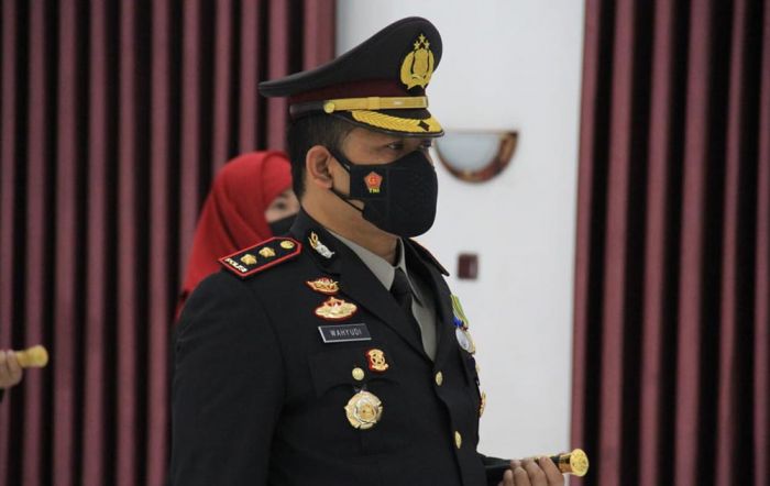 Polres Kediri Kota Ikuti Upacara HUT Bhayangkara ke-75 Secara Virtual Polres Kediri Kota Ikuti Upacara HUT Bhayangkara ke-75 Secara Virtual
