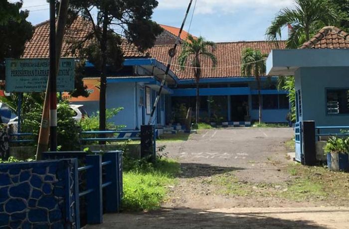 Ketinggalan Zaman, Kantor PDAM Dinilai Tak Layak untuk Pelayanan Ketinggalan Zaman, Kantor PDAM Dinilai Tak Layak untuk Pelayanan