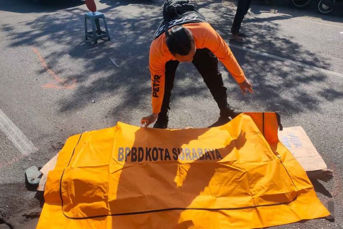 Jalur Cepat Mastrip Surabaya Makan Korban, Satu Pengendara Motor Tewas Usai Adu Banteng Jalur Cepat Mastrip Surabaya Makan Korban, Satu Pengendara Motor Tewas Usai Adu Banteng