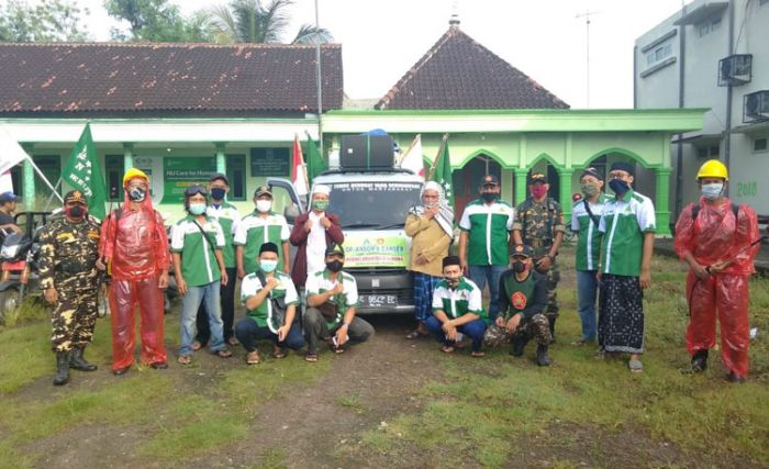 Cegah Covid-19, GP Ansor dan Banser PAC Gampengrejo Lakukan Penyemprotan Disinfektan Cegah Covid-19, GP Ansor dan Banser PAC Gampengrejo Lakukan Penyemprotan Disinfektan