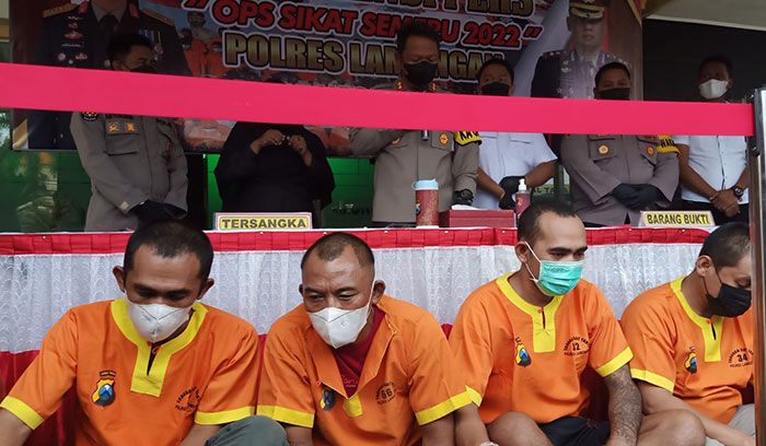 Operasi Sikat Semeru 2022, Polres Lamongan Tangkap 11 Tersangka Curat dan Curanmor Operasi Sikat Semeru 2022, Polres Lamongan Tangkap 11 Tersangka Curat dan Curanmor