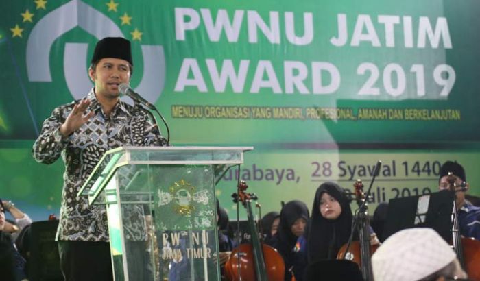 Wagub Emil Apresiasi PWNU Jatim Award 2019 Wagub Emil Apresiasi PWNU Jatim Award 2019