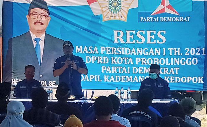 Reses DPRD pada Masa Pendemi, di Probolinggo Masih Banyak Warga Belum Paham Vaksin Reses DPRD pada Masa Pendemi, di Probolinggo Masih Banyak Warga Belum Paham Vaksin