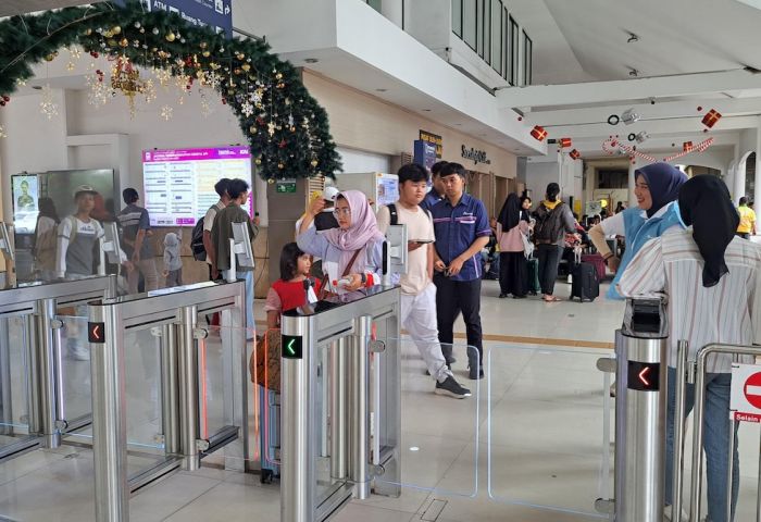 PT KAI Daop 8 Surabaya Catat Ada 6 KA Favorit dengan Okupansi Tinggi di Libur Nataru 2025 PT KAI Daop 8 Surabaya Catat Ada 6 KA Favorit dengan Okupansi Tinggi di Libur Nataru 2025
