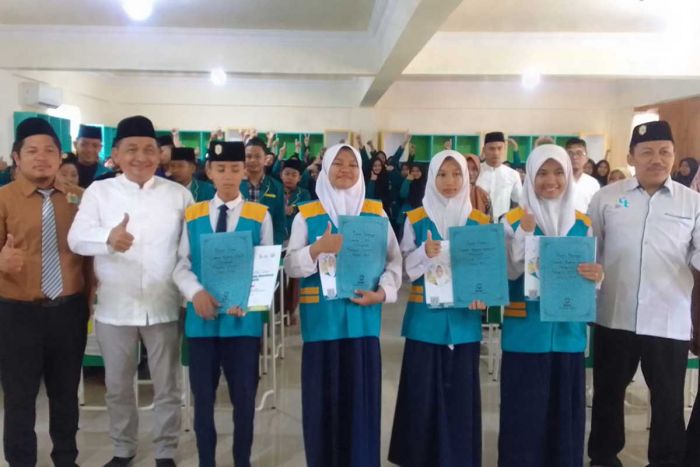 4 Siswa SMP ICT Raih Juara Olimpiade Tingkat Nasional 2023