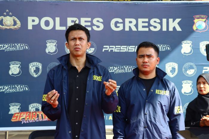 Polres Gresik Buru Pelaku Ganjal dan Bobol Tabungan Warga GKB Polres Gresik Buru Pelaku Ganjal dan Bobol Tabungan Warga GKB