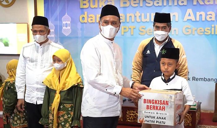 Ramadan 1443 H, SIG Salurkan Bantuan Rp7,62 Miliar Ramadan 1443 H, SIG Salurkan Bantuan Rp7,62 Miliar