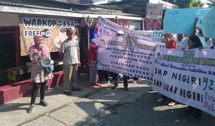 Kebijakan Penambahan Pagu Wali Kota Risma Didukung Wali Murid Kebijakan Penambahan Pagu Wali Kota Risma Didukung Wali Murid