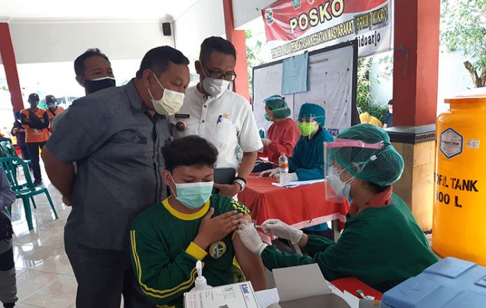 Legislator Golkar Minta Pemkab Sidoarjo Gencarkan Vaksinasi untuk Pelajar Legislator Golkar Minta Pemkab Sidoarjo Gencarkan Vaksinasi untuk Pelajar
