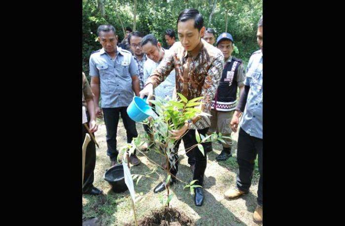 Reses di Hutan Kota, EBY: I Love Trenggalek Reses di Hutan Kota, EBY: I Love Trenggalek