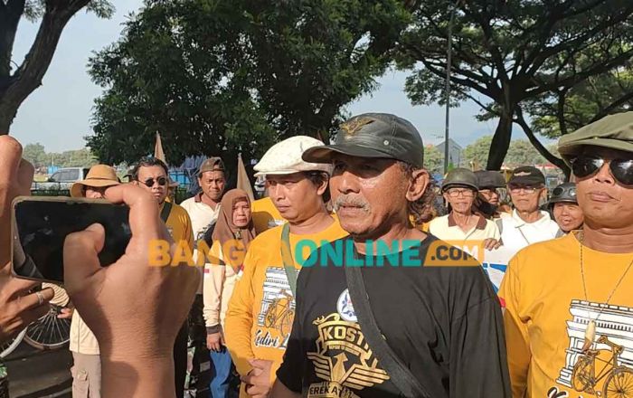 Peringati HUT ke-15 Kosti, Onthelis di Kediri Galang Donasi untuk Korban Bencana dan Ngonthel Bareng