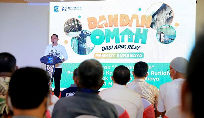 Dongkrak Ekonomi Kerakyatan, Wali Kota Surabaya Launching Program Dandan Omah Dongkrak Ekonomi Kerakyatan, Wali Kota Surabaya Launching Program Dandan Omah