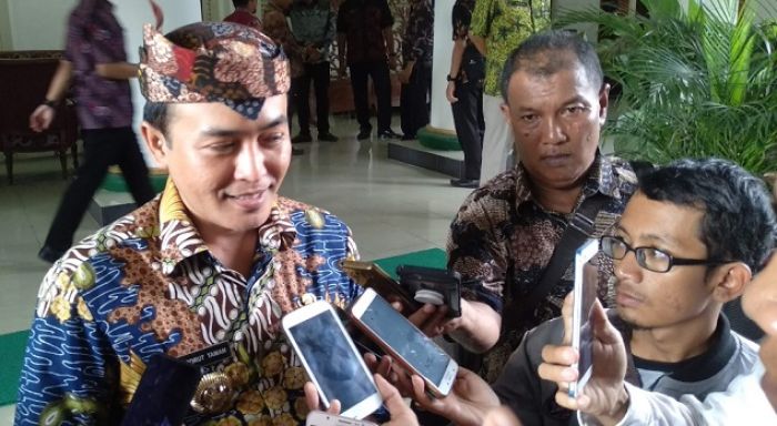 Tak Penuhi Target Kerja, Baddrut Tamam Warning Pimpinan OPD Pamekasan Tak Penuhi Target Kerja, Baddrut Tamam Warning Pimpinan OPD Pamekasan