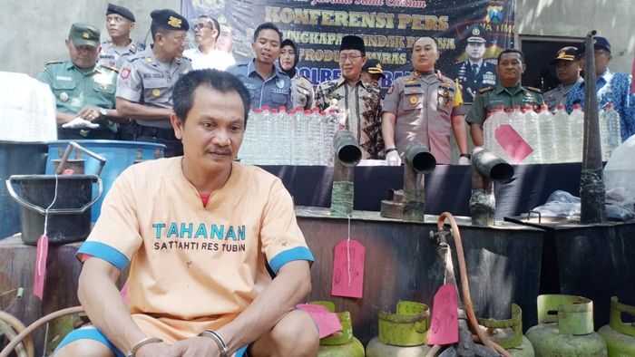 Tiga Kali Masuk Bui, Warga Semanding Tuban Ini Nekat Produksi Arak Lagi