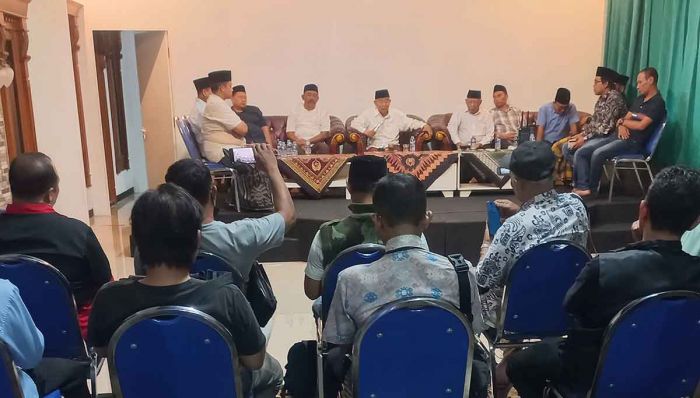 Penjelasan Kiai Asep soal Protes Kades Terhadap Bantuan Keuangan Desa 2025 Penjelasan Kiai Asep soal Protes Kades Terhadap Bantuan Keuangan Desa 2025