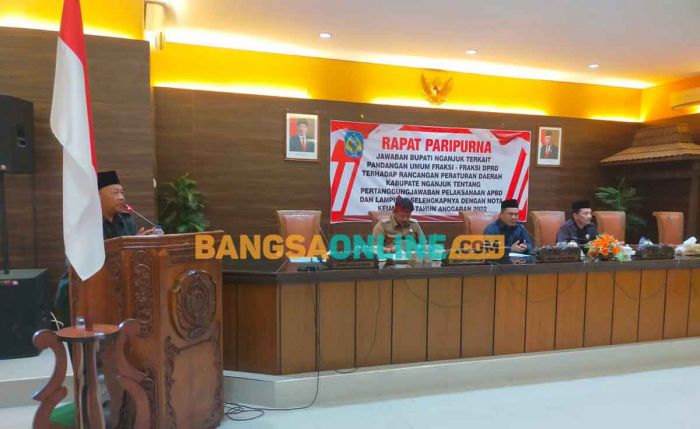 Rapat Paripurna DPRD Nganjuk, Begini Jawaban Bupati soal Pandangan Umum Setiap Fraksi Rapat Paripurna DPRD Nganjuk, Begini Jawaban Bupati soal Pandangan Umum Setiap Fraksi