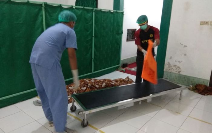 Masyaallah, Muadzin di Sidoarjo Meninggal Saat Sedang Adzan Maghrib Masyaallah, Muadzin di Sidoarjo Meninggal Saat Sedang Adzan Maghrib