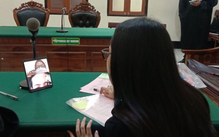 Judi Online, Pria di Surabaya Dituntut 15 Bulan Penjara Judi Online, Pria di Surabaya Dituntut 15 Bulan Penjara