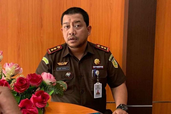 Positif Narkoba saat Tes Urine, Kajari Madiun Dicopot dari Jabatannya Positif Narkoba saat Tes Urine, Kajari Madiun Dicopot dari Jabatannya