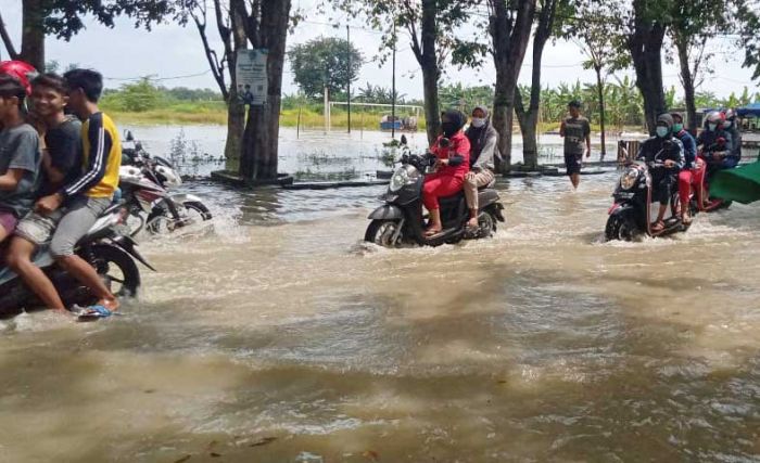 Pemkab-DPRD Gresik Berencana Anggarkan Rp 150 M per Tahun untuk Penanganan Kali Lamong Pemkab-DPRD Gresik Berencana Anggarkan Rp 150 M per Tahun untuk Penanganan Kali Lamong