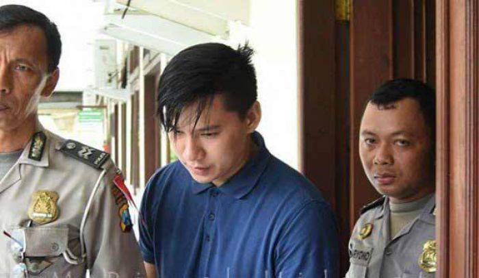 Tersangka Kasus Lamborghini Maut tetap Ditahan Kejaksaan Tersangka Kasus Lamborghini Maut tetap Ditahan Kejaksaan