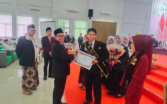 83 Profesi Ners Dilantik, Alumni IIKNU Tuban Siap Mengabdi pada Masyarakat 83 Profesi Ners Dilantik, Alumni IIKNU Tuban Siap Mengabdi pada Masyarakat