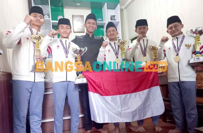 Harumkan Nama Indonesia, Santri MBI Amanatul Ummah Raih Medali Emas Lomba Robotik Internasional Harumkan Nama Indonesia, Santri MBI Amanatul Ummah Raih Medali Emas Lomba Robotik Internasional
