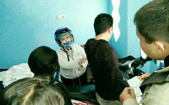 Lagi, Satpol PP Gerebek Hotel Mini di Kenjeran, 6 Pasangan Mesum Diciduk Lagi, Satpol PP Gerebek Hotel Mini di Kenjeran, 6 Pasangan Mesum Diciduk