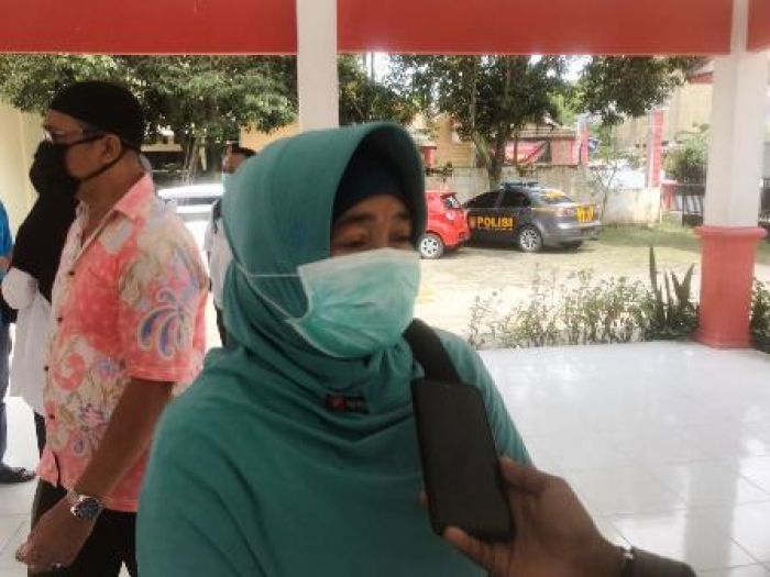 Warga Jember Geger, Ada Jenazah Dimakamkan dengan SOP Pasien Corona Warga Jember Geger, Ada Jenazah Dimakamkan dengan SOP Pasien Corona