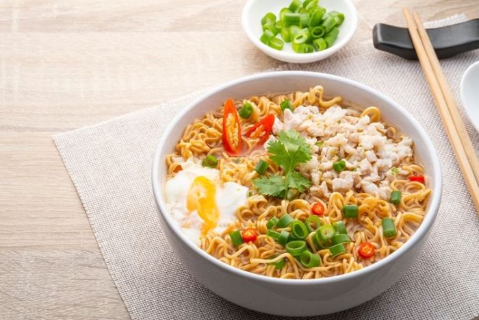 Cara Sehat Makan Mie Instan Cara Sehat Makan Mie Instan