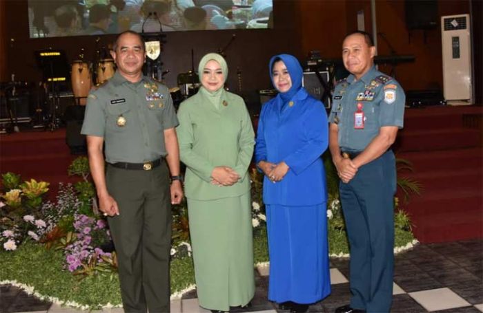 Pangkoarmada II Hadiri Acara Pisah Sambut Pangdam V Brawijaya Pangkoarmada II Hadiri Acara Pisah Sambut Pangdam V Brawijaya