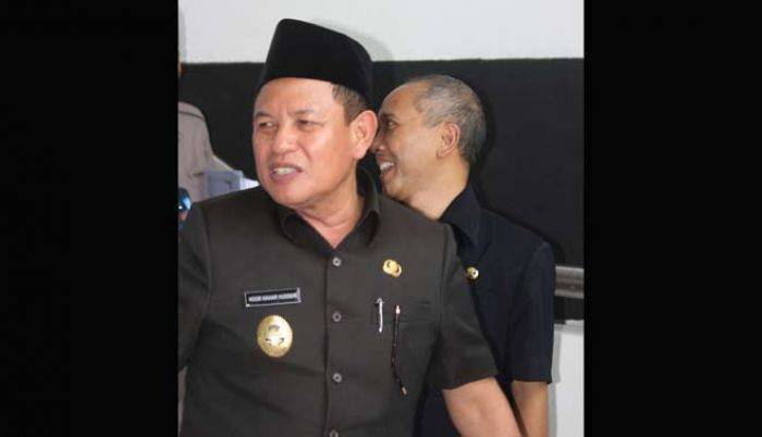 PNS Pemkab Tuban Diperbolehkan Antar Anak Sekolah di Hari Pertama PNS Pemkab Tuban Diperbolehkan Antar Anak Sekolah di Hari Pertama