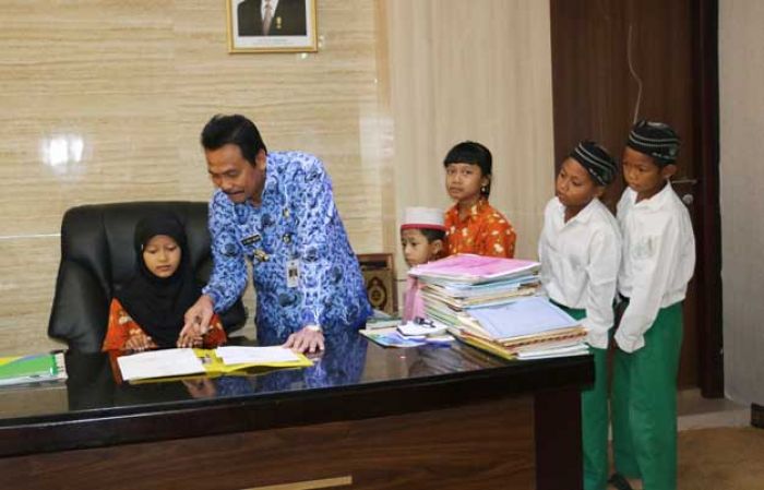 Yayasan Yatim Mandiri Gresik Berkunjung ke Ruang Kerja Wabup