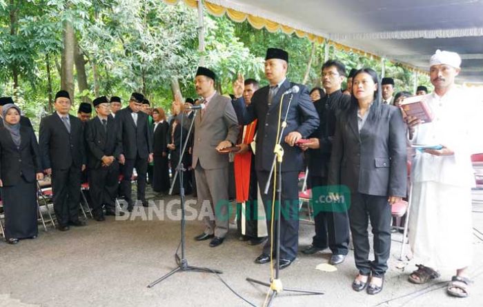 Bupati Jombang Lantik 669 Pejabat di TPA Banjardowo Bupati Jombang Lantik 669 Pejabat di TPA Banjardowo