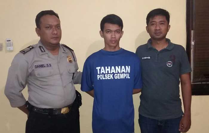 Diberi Pekerjaan, Pemuda Asal Japanan Pasuruan ini Malah Embat Motor Juragan Diberi Pekerjaan, Pemuda Asal Japanan Pasuruan ini Malah Embat Motor Juragan