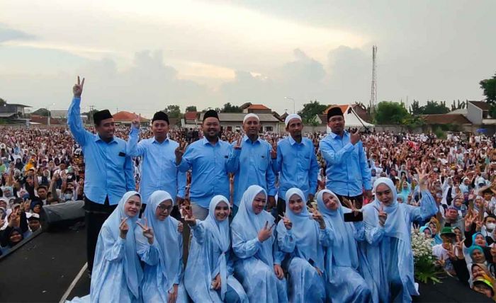 Keluarga Besar Ponpes Bumi Sholawat Deklarasi Dukung Prabowo-Gibran